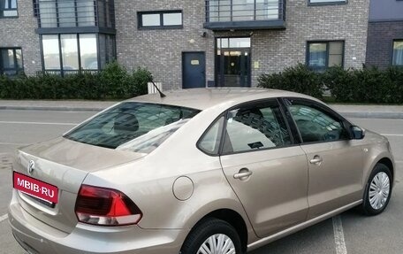 Volkswagen Polo VI (EU Market), 2015 год, 1 050 000 рублей, 3 фотография