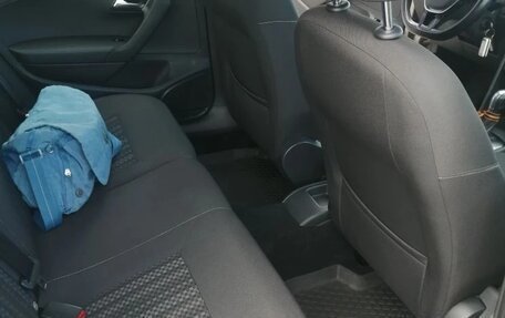 Volkswagen Polo VI (EU Market), 2015 год, 1 050 000 рублей, 18 фотография
