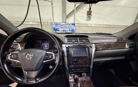 Toyota Camry, 2014 год, 2 100 000 рублей, 11 фотография