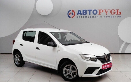 Renault Sandero II рестайлинг, 2019 год, 898 000 рублей, 1 фотография