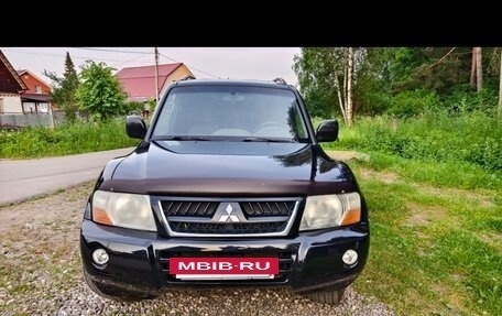 Mitsubishi Pajero IV, 2006 год, 690 000 рублей, 3 фотография