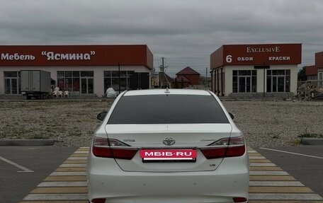 Toyota Camry, 2015 год, 1 950 000 рублей, 7 фотография