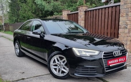 Audi A4, 2018 год, 2 250 000 рублей, 3 фотография