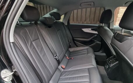 Audi A4, 2018 год, 2 250 000 рублей, 23 фотография