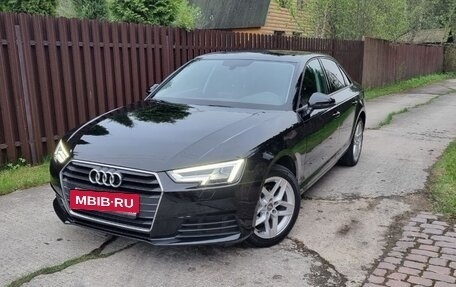 Audi A4, 2018 год, 2 250 000 рублей, 14 фотография