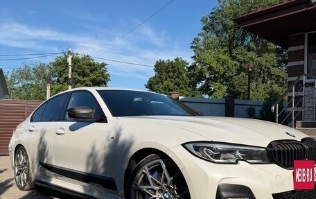 BMW 3 серия, 2019 год, 4 500 000 рублей, 6 фотография