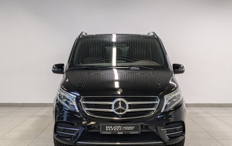 Mercedes-Benz V-Класс, 2019 год, 6 350 000 рублей, 2 фотография