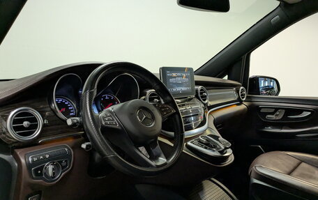 Mercedes-Benz V-Класс, 2019 год, 6 350 000 рублей, 17 фотография