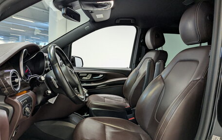 Mercedes-Benz V-Класс, 2019 год, 6 350 000 рублей, 21 фотография
