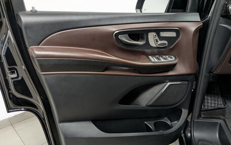 Mercedes-Benz V-Класс, 2019 год, 6 350 000 рублей, 20 фотография