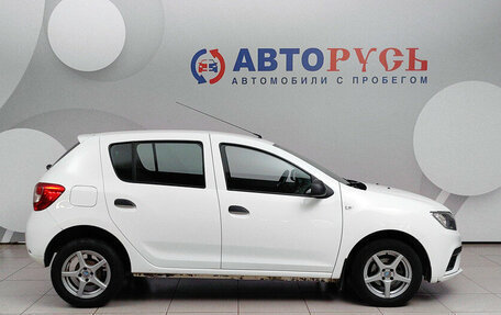 Renault Sandero II рестайлинг, 2019 год, 898 000 рублей, 5 фотография