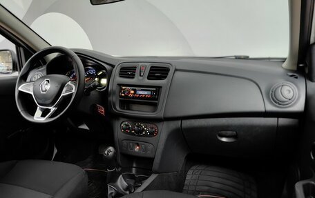 Renault Sandero II рестайлинг, 2019 год, 898 000 рублей, 13 фотография