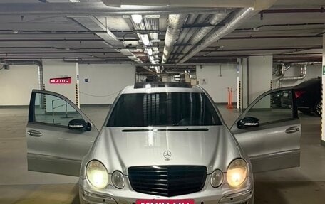 Mercedes-Benz E-Класс, 2002 год, 1 100 000 рублей, 1 фотография
