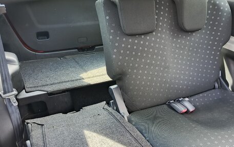 Toyota Yaris III рестайлинг, 2007 год, 500 000 рублей, 9 фотография