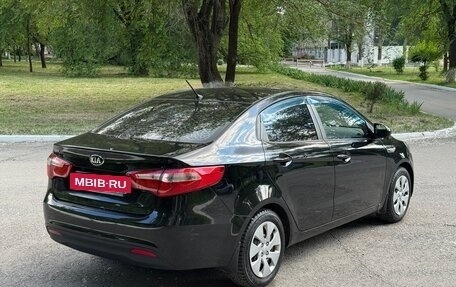 KIA Rio III рестайлинг, 2015 год, 950 000 рублей, 3 фотография