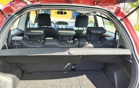 Toyota Yaris III рестайлинг, 2007 год, 500 000 рублей, 22 фотография