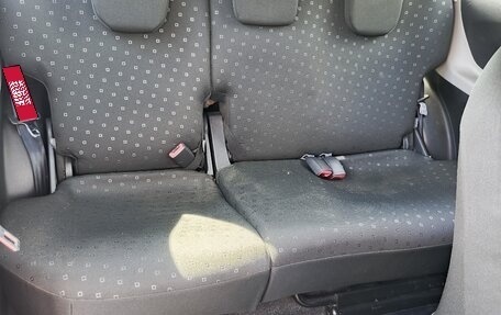 Toyota Yaris III рестайлинг, 2007 год, 500 000 рублей, 14 фотография