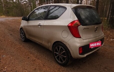 KIA Picanto II, 2013 год, 900 000 рублей, 3 фотография