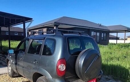 Chevrolet Niva I рестайлинг, 2011 год, 440 000 рублей, 2 фотография