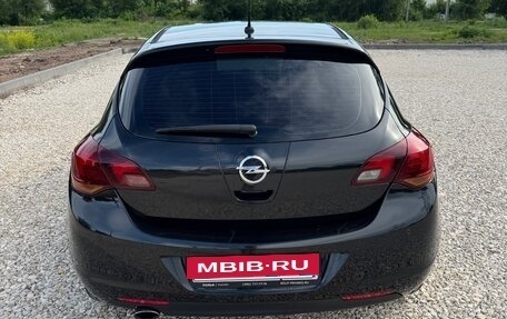 Opel Astra J, 2012 год, 900 000 рублей, 2 фотография