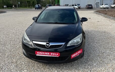 Opel Astra J, 2012 год, 900 000 рублей, 5 фотография