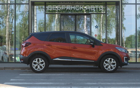 Renault Kaptur I рестайлинг, 2017 год, 1 250 000 рублей, 4 фотография