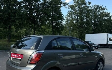 KIA Rio II, 2010 год, 650 000 рублей, 3 фотография