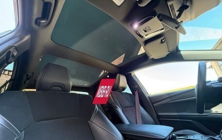 Toyota Camry, 2024 год, 3 450 000 рублей, 4 фотография
