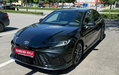 Toyota Camry, 2024 год, 3 450 000 рублей, 2 фотография