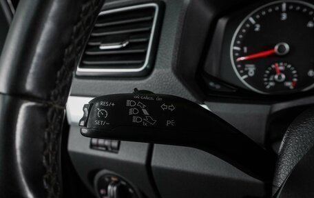 Volkswagen Amarok I рестайлинг, 2018 год, 2 597 000 рублей, 13 фотография