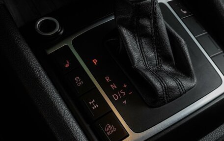 Volkswagen Amarok I рестайлинг, 2018 год, 2 597 000 рублей, 20 фотография