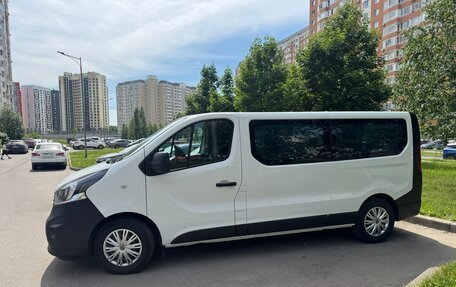 Opel Vivaro B, 2017 год, 2 135 000 рублей, 23 фотография