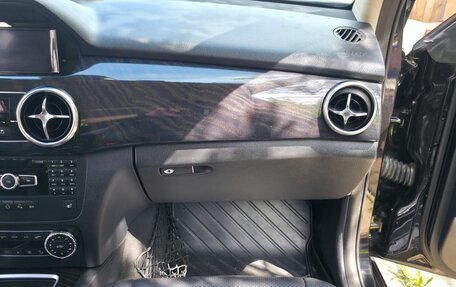 Mercedes-Benz GLK-Класс, 2015 год, 1 800 000 рублей, 21 фотография