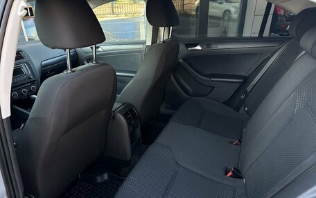 Volkswagen Jetta VI, 2014 год, 896 000 рублей, 14 фотография