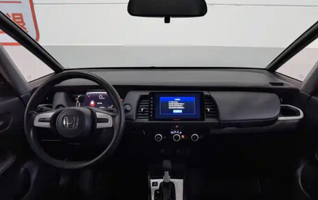 Honda Fit, 2022 год, 1 490 000 рублей, 5 фотография