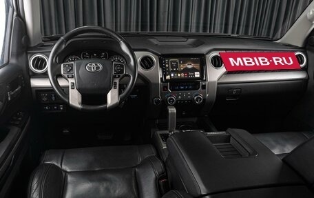 Toyota Tundra II, 2018 год, 7 099 000 рублей, 11 фотография