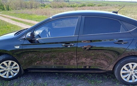 Hyundai Solaris II рестайлинг, 2018 год, 1 360 000 рублей, 2 фотография