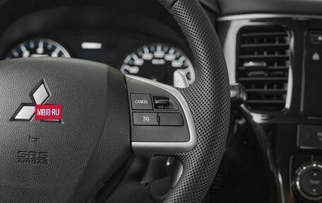Mitsubishi Outlander III рестайлинг 3, 2013 год, 1 149 000 рублей, 12 фотография