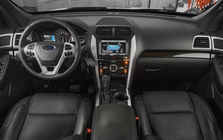 Ford Explorer VI, 2013 год, 1 649 000 рублей, 9 фотография