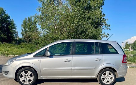 Opel Zafira B, 2010 год, 598 000 рублей, 4 фотография