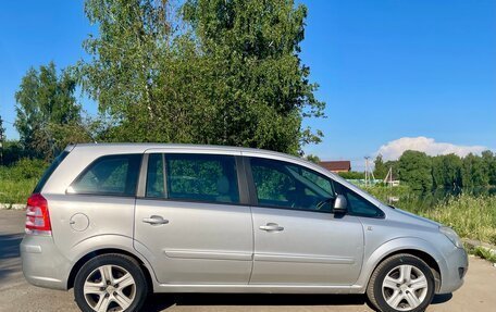 Opel Zafira B, 2010 год, 598 000 рублей, 12 фотография