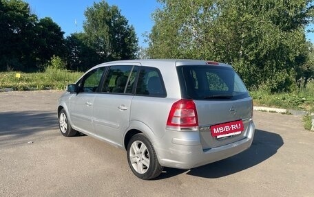 Opel Zafira B, 2010 год, 598 000 рублей, 6 фотография