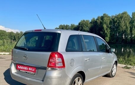 Opel Zafira B, 2010 год, 598 000 рублей, 11 фотография