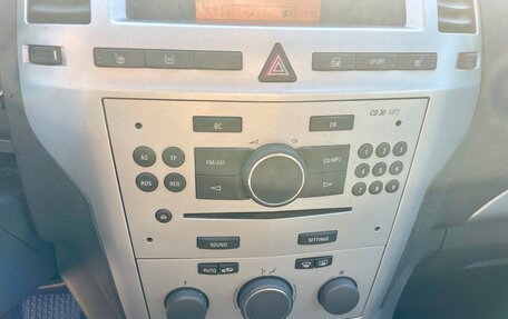 Opel Zafira B, 2010 год, 598 000 рублей, 22 фотография