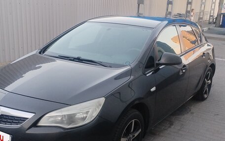 Opel Astra J, 2011 год, 490 000 рублей, 1 фотография