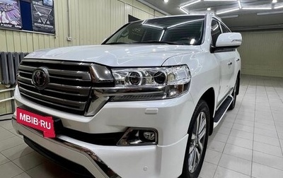 Toyota Land Cruiser 200, 2017 год, 6 800 000 рублей, 1 фотография
