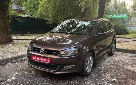 Volkswagen Polo VI (EU Market), 2011 год, 1 300 000 рублей, 1 фотография