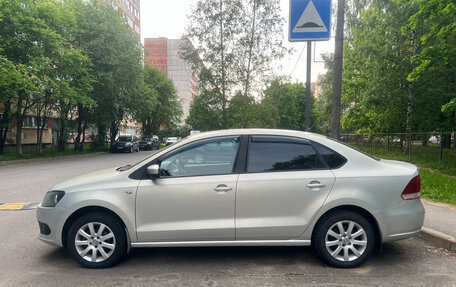Volkswagen Polo VI (EU Market), 2013 год, 900 000 рублей, 2 фотография