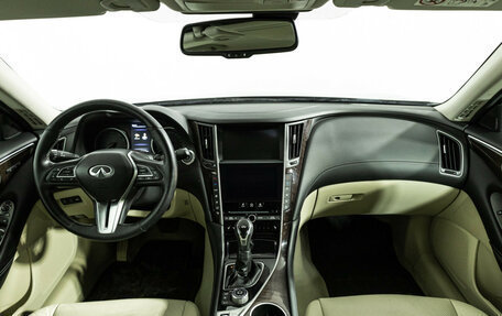 Infiniti Q50 I рестайлинг, 2017 год, 2 199 799 рублей, 13 фотография