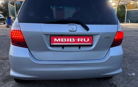 Honda Fit III, 2005 год, 490 000 рублей, 5 фотография